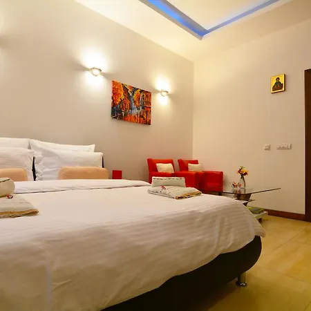 Twin Apartment